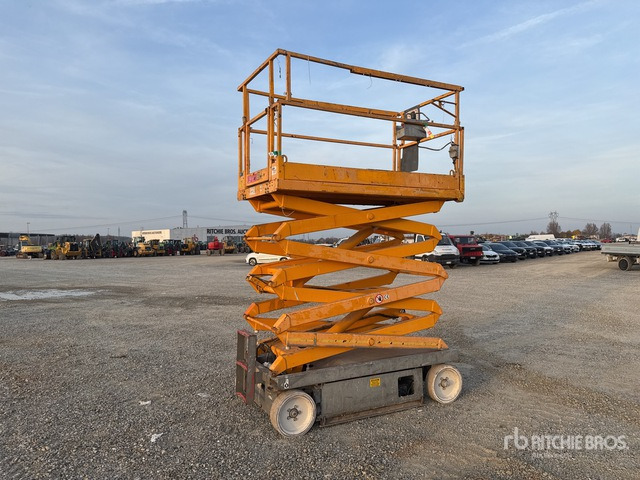 2013 Skyjack SJIII4626 Electric Scissor Lift - Plataforma de tijeras: foto 2 2013 Skyjack SJIII4626 Electric Scissor Lift - Plataforma de tijeras: foto 2