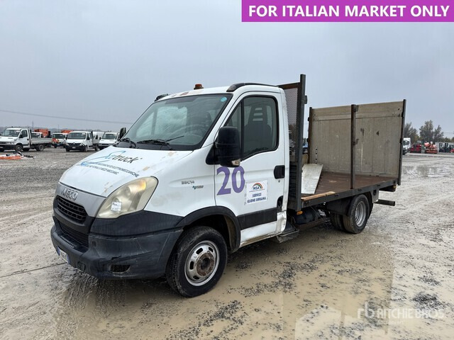 2014 Iveco Daily Flatbed Truck - Camión caja abierta: foto 2 2014 Iveco Daily Flatbed Truck - Camión caja abierta: foto 2