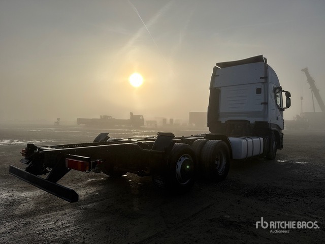 2015 Iveco Stralis 500 Cab and Chassis - Camión chasis: foto 3 2015 Iveco Stralis 500 Cab and Chassis - Camión chasis: foto 3