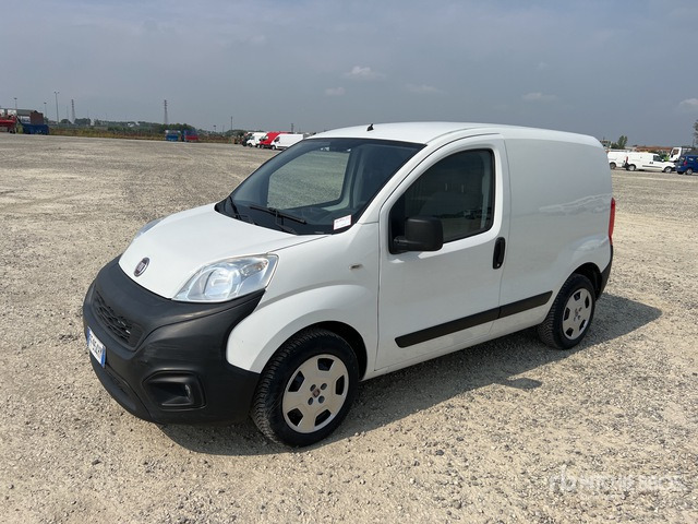 2016 Fiat Fiorino 1.3 MJT SX 16v Van Truck - Furgoneta pequeña: foto 1 2016 Fiat Fiorino 1.3 MJT SX 16v Van Truck - Furgoneta pequeña: foto 1