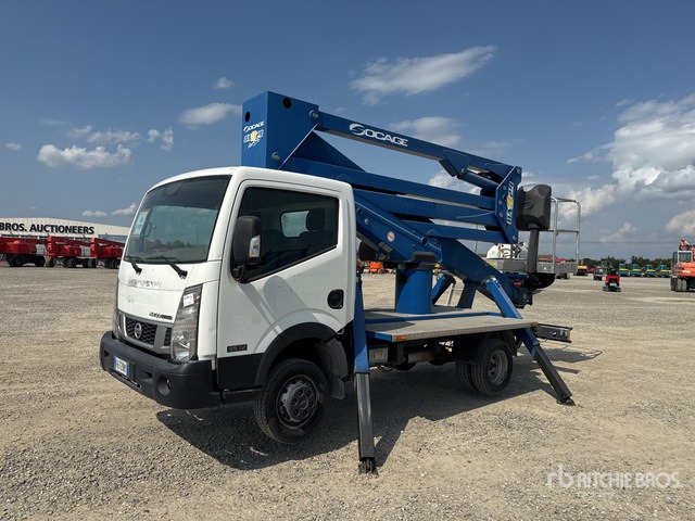 2017 Nissan Cabstar Cabstar 35.12 2017 Socage DA 324 24 m on Bucket Truck - Camión con plataforma elevadora: foto 1 2017 Nissan Cabstar Cabstar 35.12 2017 Socage DA 324 24 m on Bucket Truck - Camión con plataforma elevadora: foto 1