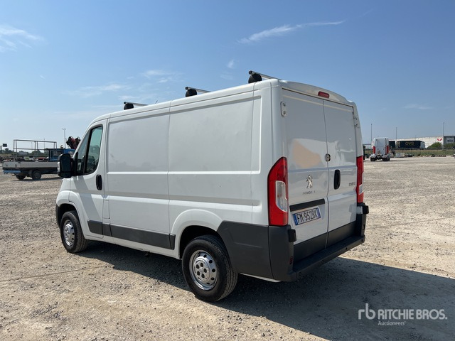 2017 Peugeot Boxer 330 L1H1 2.0BLUEHDI 110CV Van Truck - Furgón: foto 4 2017 Peugeot Boxer 330 L1H1 2.0BLUEHDI 110CV Van Truck - Furgón: foto 4