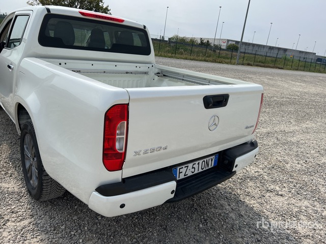 2019 Mercedes-Benz X KLASSE Crew Cab 250d 4MATIC PROGRESSIV ... Pickup - Pick-up: foto 4 2019 Mercedes-Benz X KLASSE Crew Cab 250d 4MATIC PROGRESSIV ... Pickup - Pick-up: foto 4