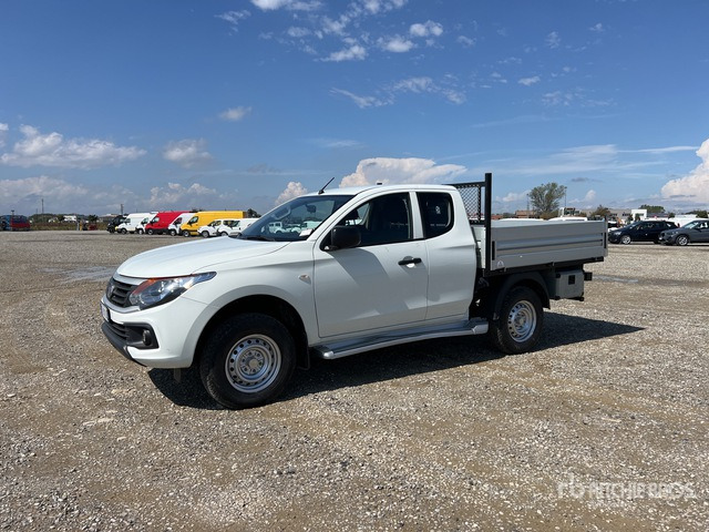 2020 Fiat Fullback 4x4 Extended Cab 2.4 154CV SX 4X4 Flatbed Truck - Camión caja abierta: foto 1 2020 Fiat Fullback 4x4 Extended Cab 2.4 154CV SX 4X4 Flatbed Truck - Camión caja abierta: foto 1