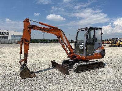 FIAT-HITACHI FH35.2 - Excavadora de cadenas: foto 1 FIAT-HITACHI FH35.2 - Excavadora de cadenas: foto 1