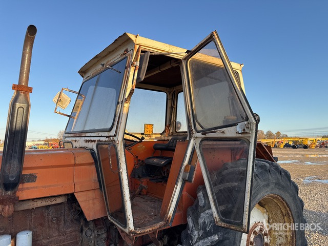 Fiat 1300 DT 4WD Tractor - Tractor: foto 5 Fiat 1300 DT 4WD Tractor - Tractor: foto 5