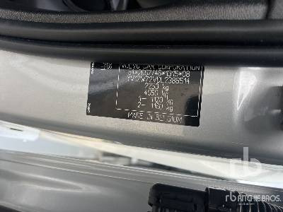VOLVO V60 SW D3 GEARTRONIC BUSINESS 2.0 150CV - Coche: foto 5 VOLVO V60 SW D3 GEARTRONIC BUSINESS 2.0 150CV - Coche: foto 5