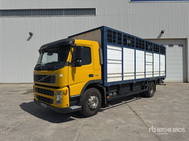 2003 Volvo FM12 420 4x2 Camion Betaillere Livestock Truck - Camión transporte de ganado: foto 2 2003 Volvo FM12 420 4x2 Camion Betaillere Livestock Truck - Camión transporte de ganado: foto 2