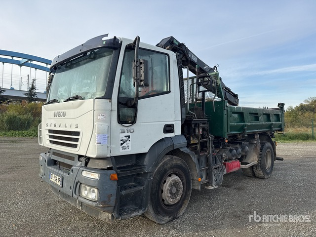 2005 Iveco Stralis 310 2004 Hiab 102XS-2B 3800 kg Arti ... Dump Truck with Crane - Camión volquete: foto 1 2005 Iveco Stralis 310 2004 Hiab 102XS-2B 3800 kg Arti ... Dump Truck with Crane - Camión volquete: foto 1