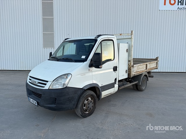 2007 Iveco 35C10 4x2 Camion Benne 4x2 Dump Truck: Light Duty - Camión volquete: foto 1 2007 Iveco 35C10 4x2 Camion Benne 4x2 Dump Truck: Light Duty - Camión volquete: foto 1
