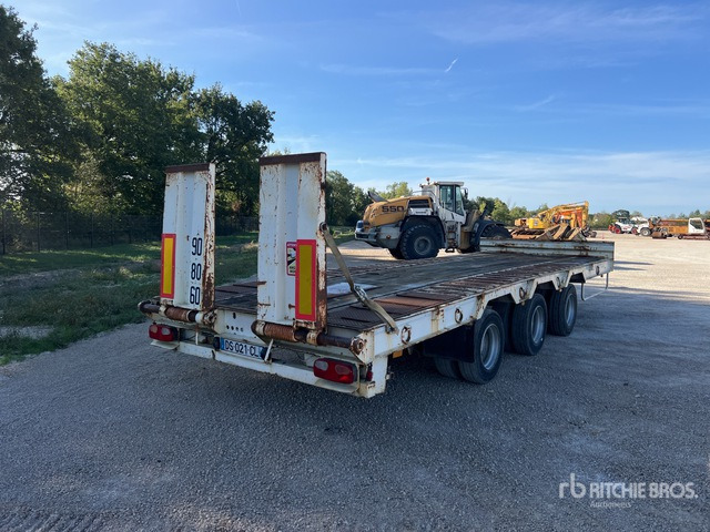 2008 Louault Tri/A Remorque Porte-Engins 3 E ... Lowboy Trailer - Remolque portavehículos: foto 4 2008 Louault Tri/A Remorque Porte-Engins 3 E ... Lowboy Trailer - Remolque portavehículos: foto 4
