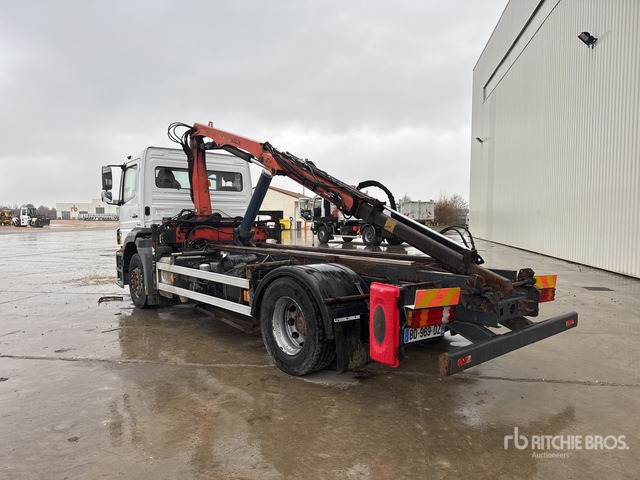 2010 Mercedes-Benz Axor 1829 2010 Palfinger Pk6500 on 4x2 Ch ... Dump Truck with Crane - Camión volquete: foto 2 2010 Mercedes-Benz Axor 1829 2010 Palfinger Pk6500 on 4x2 Ch ... Dump Truck with Crane - Camión volquete: foto 2
