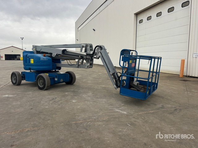 2012 Genie Z45/25J 2WD Electric Nacelle Articulee ... Articulating Boom Lift - Plataforma articulada: foto 3 2012 Genie Z45/25J 2WD Electric Nacelle Articulee ... Articulating Boom Lift - Plataforma articulada: foto 3