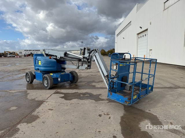 2012 Genie Z45/25J 2WD Electric Nacelle Articulee ... Articulating Boom Lift - Plataforma articulada: foto 4 2012 Genie Z45/25J 2WD Electric Nacelle Articulee ... Articulating Boom Lift - Plataforma articulada: foto 4