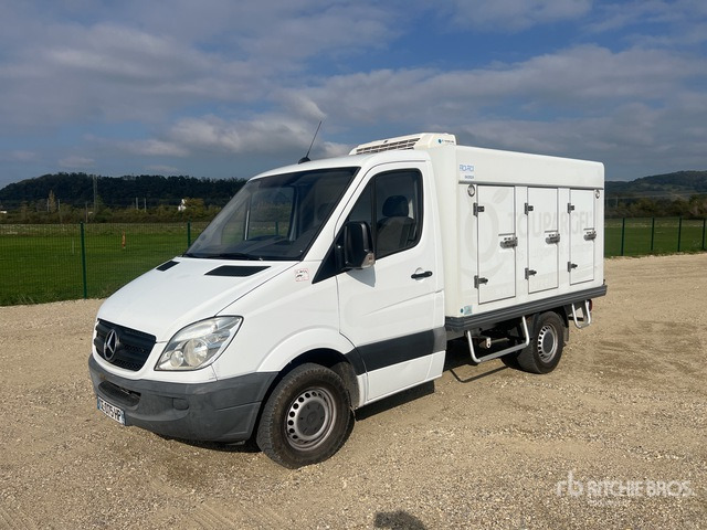 2012 Mercedes-Benz Sprinter 310 DCi 4x2 Crew Cab Camion Frigorifiqu ... Refrigerated Truck - Camión frigorífico: foto 1 2012 Mercedes-Benz Sprinter 310 DCi 4x2 Crew Cab Camion Frigorifiqu ... Refrigerated Truck - Camión frigorífico: foto 1