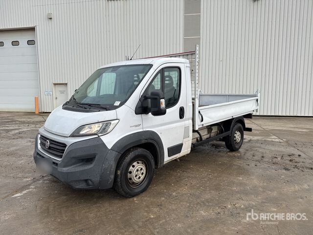 2015 Fiat Ducato Maxi 130 Multijet 4x2 Camion Benne Dump Truck: Light Duty - Camión volquete: foto 1 2015 Fiat Ducato Maxi 130 Multijet 4x2 Camion Benne Dump Truck: Light Duty - Camión volquete: foto 1