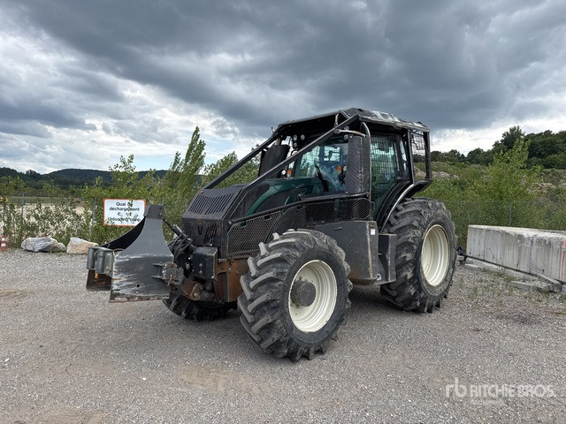 2017 Valtra T214 D Tracteur Agricole 4WD Tractor - Tractor: foto 1 2017 Valtra T214 D Tracteur Agricole 4WD Tractor - Tractor: foto 1