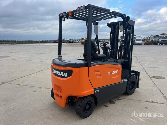 2023 Doosan B35X-7 PLUS 3500 kg (Unused) Electric Forklift - Carretilla elevadora eléctrica: foto 4 2023 Doosan B35X-7 PLUS 3500 kg (Unused) Electric Forklift - Carretilla elevadora eléctrica: foto 4
