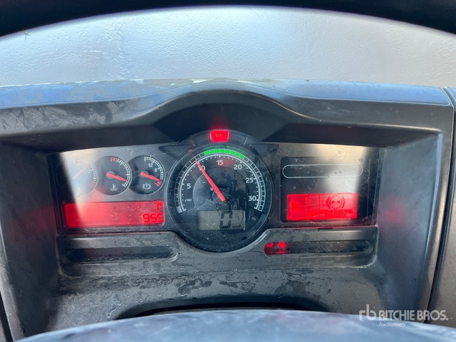 Renault Midlum 220 Dxi S/A Dump Truck - Camión volquete: foto 1 Renault Midlum 220 Dxi S/A Dump Truck - Camión volquete: foto 1