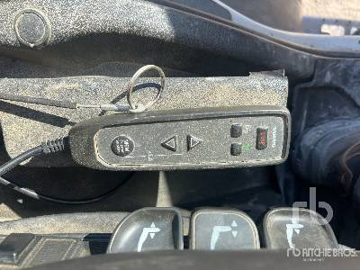 Camión volquete VOLVO FMX 420 8x4 Camion Benne: foto 20