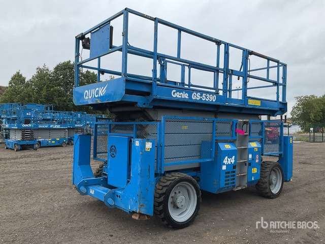 2007 Genie GS-5390 4x4 Diesel Scissor Lift - Plataforma de tijeras: foto 1 2007 Genie GS-5390 4x4 Diesel Scissor Lift - Plataforma de tijeras: foto 1