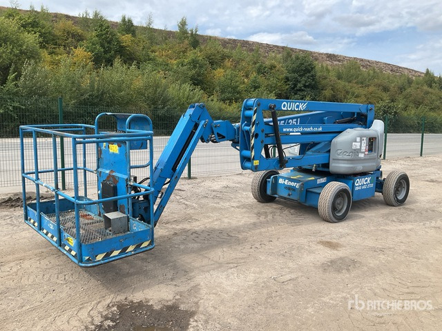 2011 Genie Z45/25J 2WD Hybrid Articulating Boom Lift - Plataforma articulada: foto 1 2011 Genie Z45/25J 2WD Hybrid Articulating Boom Lift - Plataforma articulada: foto 1