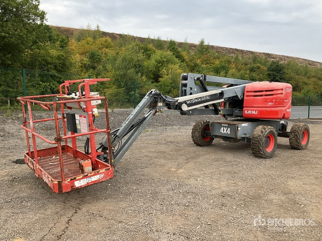 2015 Skyjack SJ51AJ 4WD Diesel Articulating Boom Lift - Plataforma articulada: foto 1 2015 Skyjack SJ51AJ 4WD Diesel Articulating Boom Lift - Plataforma articulada: foto 1