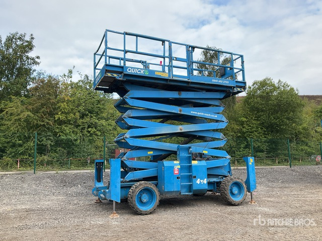 2016 Genie GS-5390 4x4 Diesel Scissor Lift - Plataforma de tijeras: foto 3 2016 Genie GS-5390 4x4 Diesel Scissor Lift - Plataforma de tijeras: foto 3