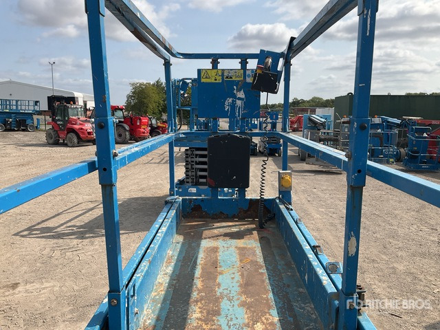 2016 Genie GS2632 Electric Scissor Lift - Plataforma de tijeras: foto 4 2016 Genie GS2632 Electric Scissor Lift - Plataforma de tijeras: foto 4