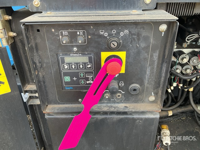 2019 Genie GS4069 Bi-Energy Scissor Lift - Plataforma de tijeras: foto 5 2019 Genie GS4069 Bi-Energy Scissor Lift - Plataforma de tijeras: foto 5