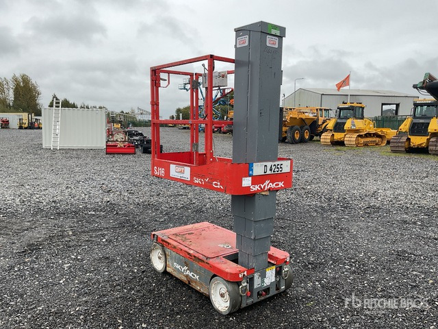 2019 Skyjack SJ16 2019 Skyjack SJ16 Vertical Mast Lift Vertical Mast Lift - Plataforma de mástil vertical: foto 4 2019 Skyjack SJ16 2019 Skyjack SJ16 Vertical Mast Lift Vertical Mast Lift - Plataforma de mástil vertical: foto 4
