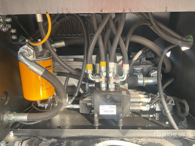 2021 Kovaco Elise 900 Electric Skid Steer Loader - Minicargadora: foto 5 2021 Kovaco Elise 900 Electric Skid Steer Loader - Minicargadora: foto 5