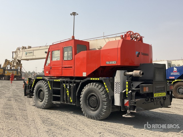 2002 Tadano TR300EX 30 ton 4x4x4 Rough Terrain Crane - Grúa para terrenos difíciles: foto 3 2002 Tadano TR300EX 30 ton 4x4x4 Rough Terrain Crane - Grúa para terrenos difíciles: foto 3