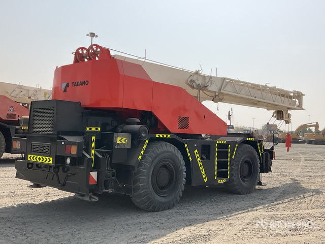 2002 Tadano TR300EX 30 ton 4x4x4 Rough Terrain Crane - Grúa para terrenos difíciles: foto 4 2002 Tadano TR300EX 30 ton 4x4x4 Rough Terrain Crane - Grúa para terrenos difíciles: foto 4