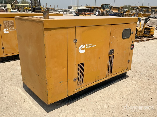 2005 Cummins C1105D5 100 kVA Skid-Mounted Generator Set - Generador industriale: foto 3 2005 Cummins C1105D5 100 kVA Skid-Mounted Generator Set - Generador industriale: foto 3