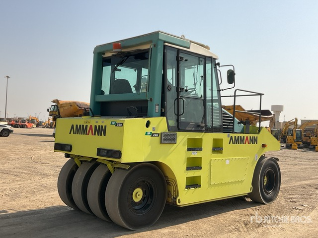 2007 Ammann AP240 8 Wheel Pneumatic Roller - Apisonadora de asfalto: foto 5 2007 Ammann AP240 8 Wheel Pneumatic Roller - Apisonadora de asfalto: foto 5