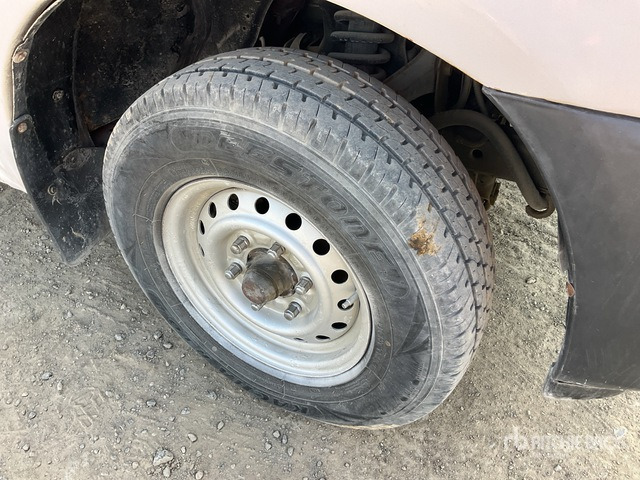 2008 Isuzu D-Max 4x2 Crew Cab Pickup - Pick-up: foto 4 2008 Isuzu D-Max 4x2 Crew Cab Pickup - Pick-up: foto 4