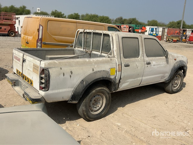 2008 Nissan 4x4 Crew Cab (Inoperable) Pickup - Pick-up: foto 4 2008 Nissan 4x4 Crew Cab (Inoperable) Pickup - Pick-up: foto 4