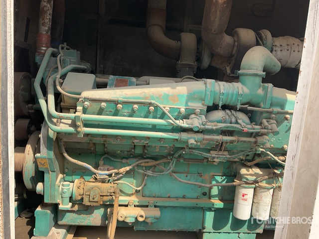 2011 Cummins 1650 kVA Containerized (Inoperable) Generator Set - Generador industriale: foto 5 2011 Cummins 1650 kVA Containerized (Inoperable) Generator Set - Generador industriale: foto 5