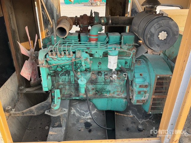 2011 Cummins JCS-200-5 200 kVA Skid-Mounted (Inoperable) Generator Set - Generador industriale: foto 5 2011 Cummins JCS-200-5 200 kVA Skid-Mounted (Inoperable) Generator Set - Generador industriale: foto 5