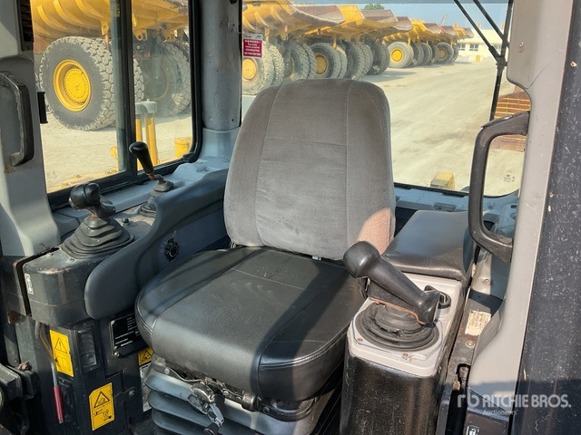 2012 Komatsu D155A-6 Crawler Dozer - Bulldozer: foto 5 2012 Komatsu D155A-6 Crawler Dozer - Bulldozer: foto 5