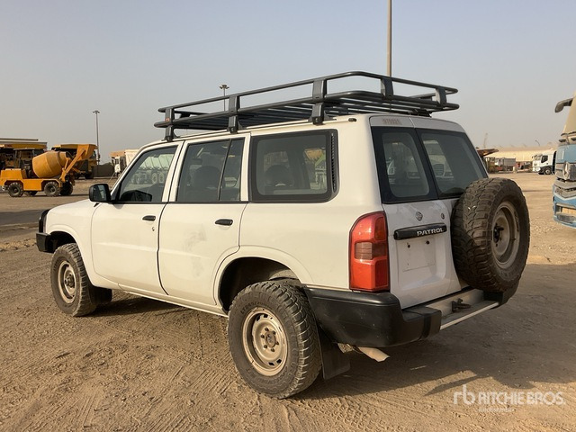 2013 Nissan Patrol GL 4x4 SUV - SUV/ Todoterreno: foto 2 2013 Nissan Patrol GL 4x4 SUV - SUV/ Todoterreno: foto 2