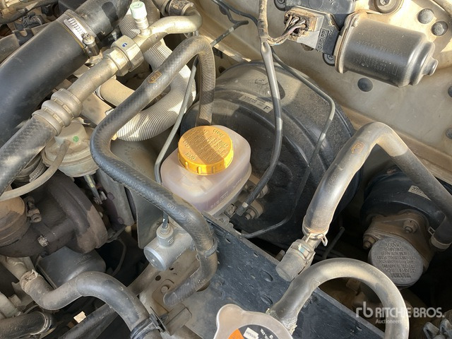 2013 Nissan Patrol GL 4x4 SUV - SUV/ Todoterreno: foto 4 2013 Nissan Patrol GL 4x4 SUV - SUV/ Todoterreno: foto 4