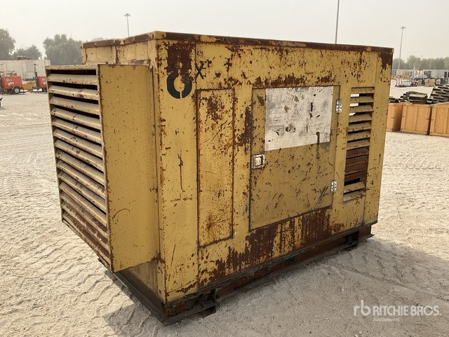 2014 Cummins ECP 32-2L4 60 kVA Skid-Mounted (Inoperable) Generator Set - Generador industriale: foto 2 2014 Cummins ECP 32-2L4 60 kVA Skid-Mounted (Inoperable) Generator Set - Generador industriale: foto 2