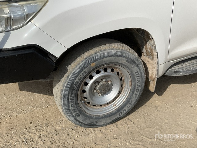 2018 Toyota Prado 150L 4x4 SUV - SUV/ Todoterreno: foto 5 2018 Toyota Prado 150L 4x4 SUV - SUV/ Todoterreno: foto 5