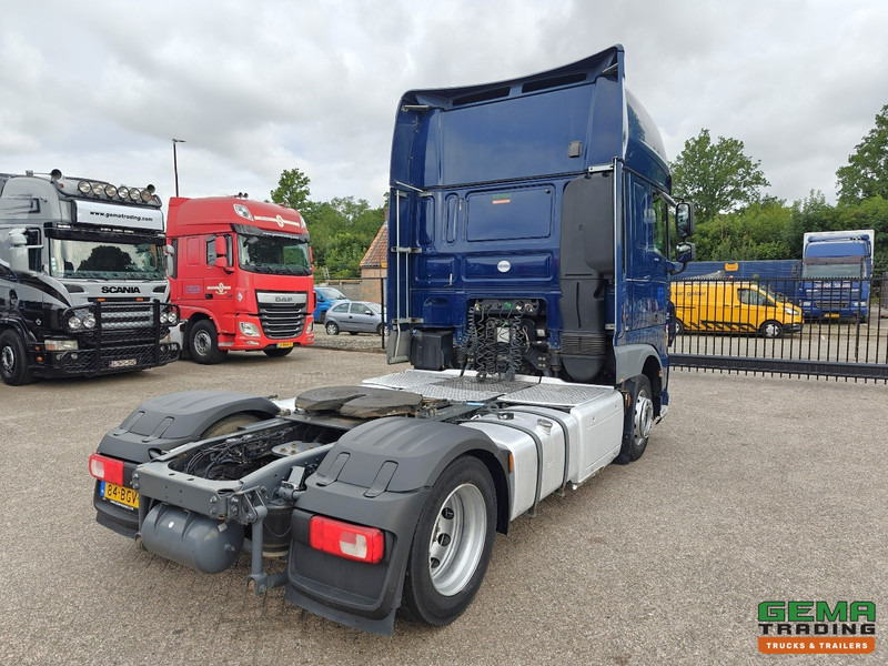 DAF XF 440 FT 4x2 SuperSpaceCab Euro6A - MEGA - Retarder - HandGeschakeld - 316.000KM! - Cabeza tractora: foto 3 DAF XF 440 FT 4x2 SuperSpaceCab Euro6A - MEGA - Retarder - HandGeschakeld - 316.000KM! - Cabeza tractora: foto 3