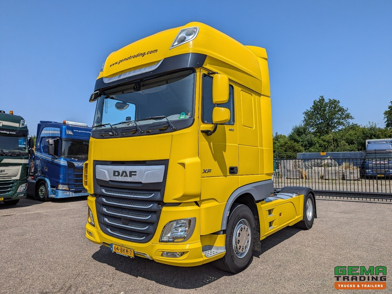 DAF XF 450 FT 4x2 SuperSpaceCab Euro6C - Retarder - Standairco - Dubbele Tanks - SMARTtachoV2 - Cabeza tractora: foto 1 DAF XF 450 FT 4x2 SuperSpaceCab Euro6C - Retarder - Standairco - Dubbele Tanks - SMARTtachoV2 - Cabeza tractora: foto 1