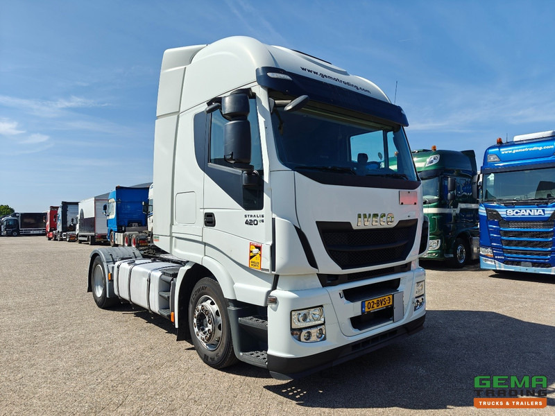 Iveco Stralis 420 Hi-Way 4x2 Euro6A - Dubbele tanks - 08/2025 APK - Cabeza tractora: foto 2 Iveco Stralis 420 Hi-Way 4x2 Euro6A - Dubbele tanks - 08/2025 APK - Cabeza tractora: foto 2