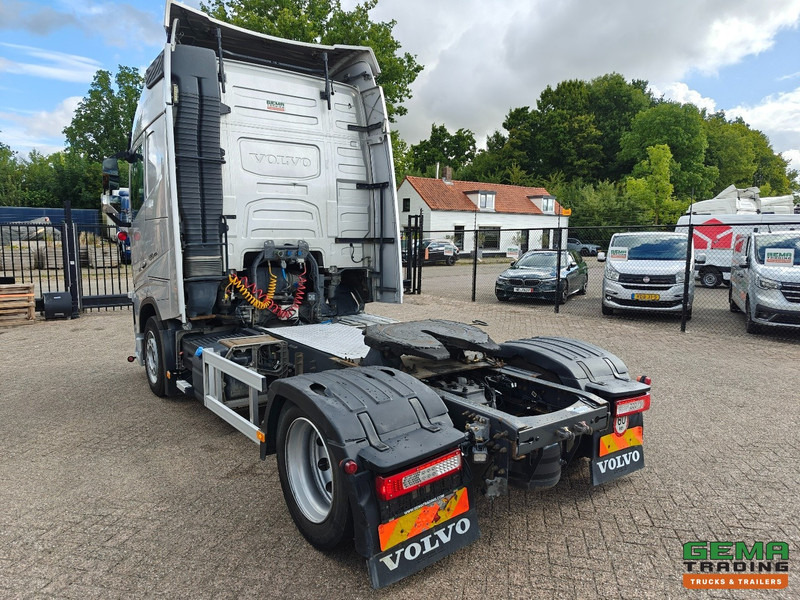 Volvo FH420 4x2 Globetrotter Euro6 - MEGA/XLOW - 573.000KM - Cabeza tractora: foto 4 Volvo FH420 4x2 Globetrotter Euro6 - MEGA/XLOW - 573.000KM - Cabeza tractora: foto 4