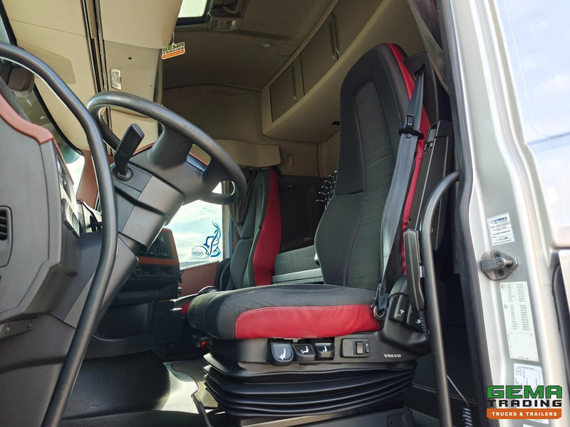 Volvo FH420 4x2 Globetrotter Euro6 - MEGA/XLOW - 573.000KM - Cabeza tractora: foto 5 Volvo FH420 4x2 Globetrotter Euro6 - MEGA/XLOW - 573.000KM - Cabeza tractora: foto 5
